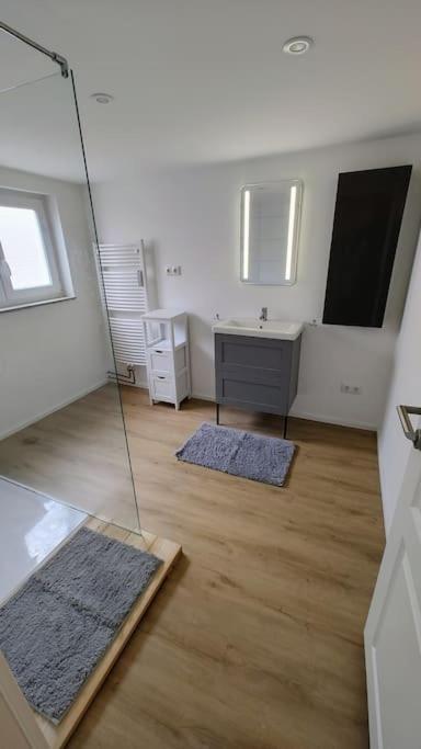 Ferienwohnung Resl - Geschmackvoll Renoviert & Zentral Im Historischen Schindelhaus Оберштауфен Экстерьер фото